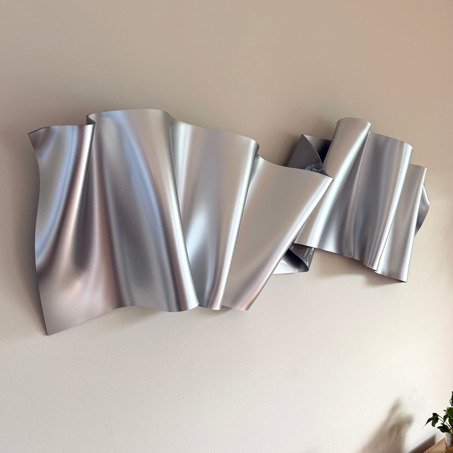 Silver Chrome-Look Wall Art Sculpture