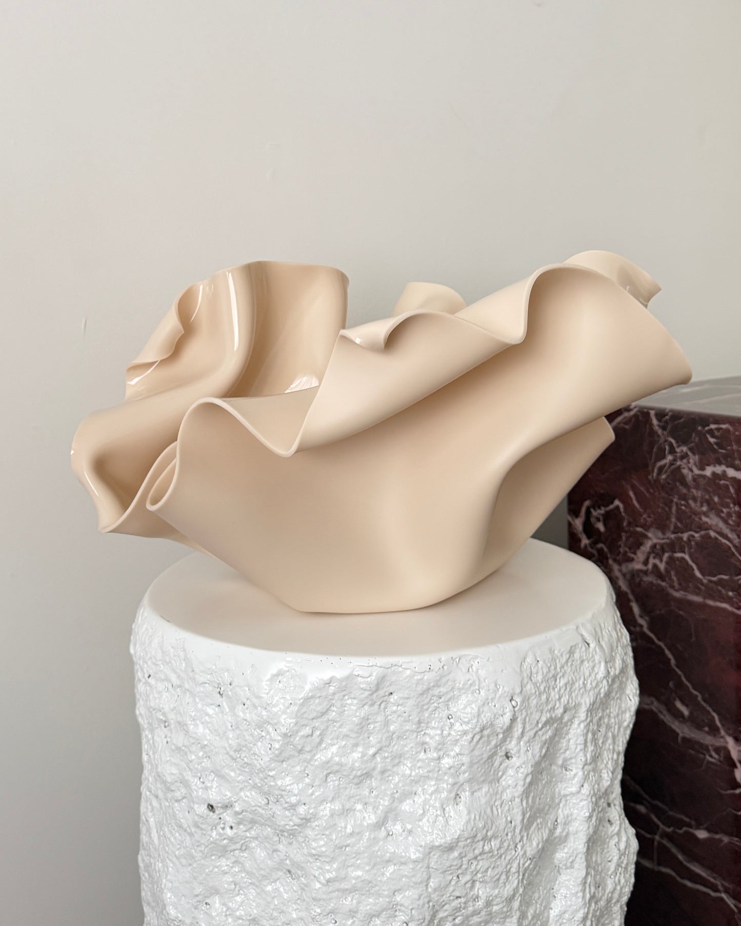 Sculptural Vessel. Nude-Beige