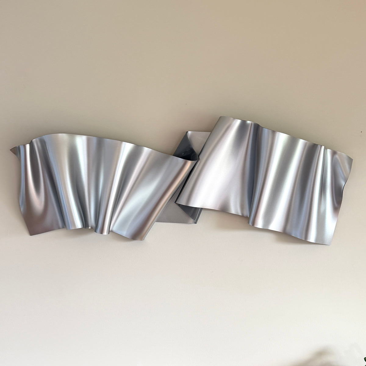 Silver Chrome-Look Wall Art Sculpture